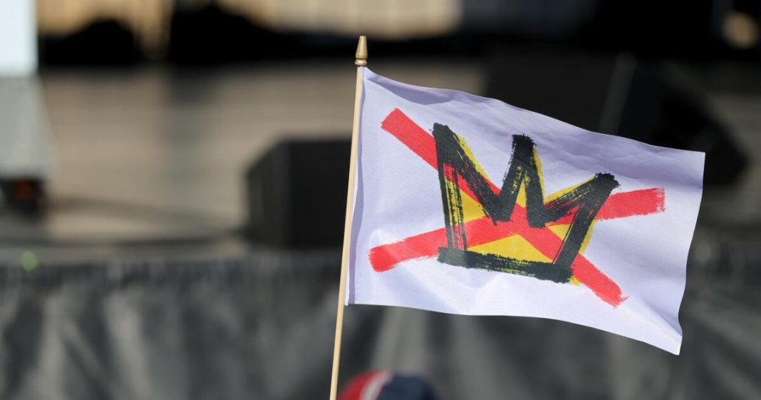 Column: We're stuck with an unchecked mad king until January