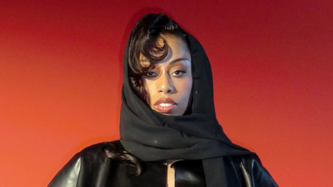 Rochelle Jordan Shares Chic “Doing It Too” Video