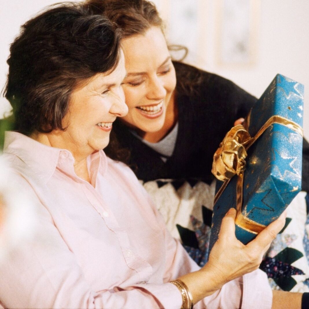 Best 20+ Last-Minute Mother’s Day Gifts That Arrive on Time & Look Good