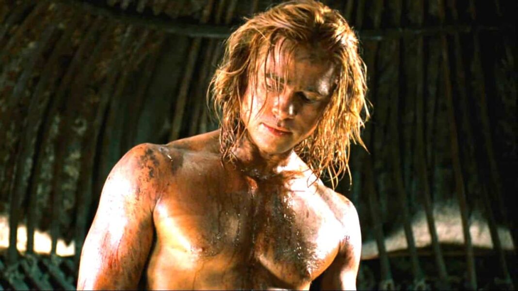 Brad Pitt Paid An Overlooked Star Trek Actor To Beat Him Up