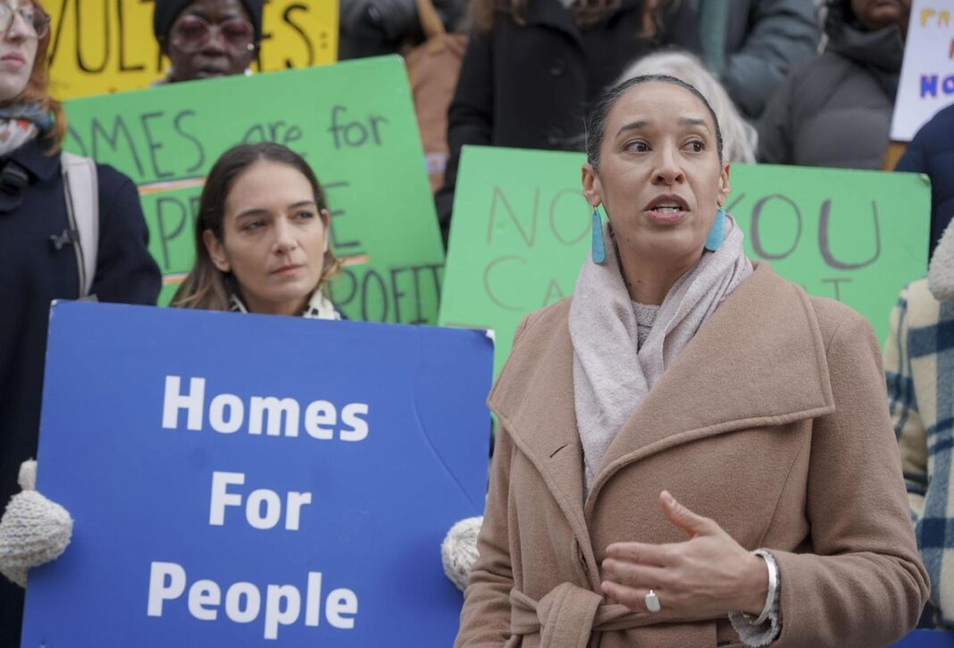 Council Revives Bill To Give Housing Groups First Dibs On Some Buildings