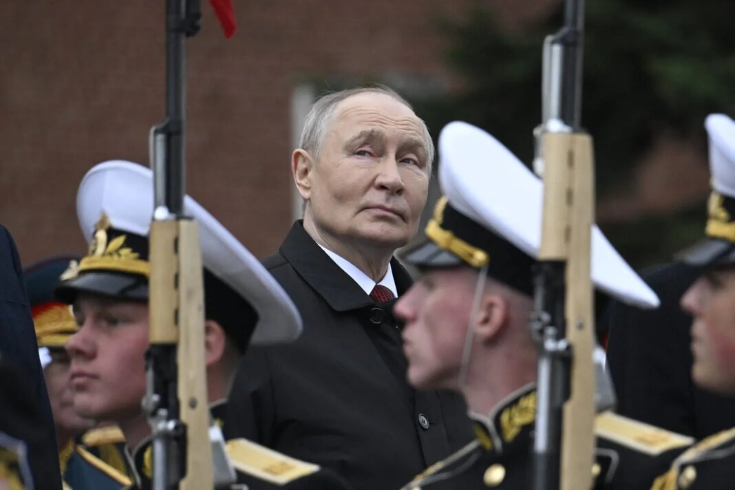 Don't Believe Rumors of Cracks in Putin's Regime
