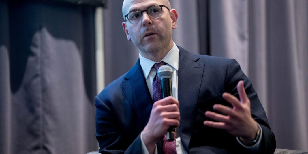 Fed Governor Stephen Miran to resign after Kevin Warsh is sworn in