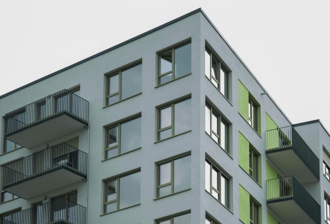 Feds Look For Deal With 1,500 Landlords Suing Over Pandemic-Era Eviction Ban