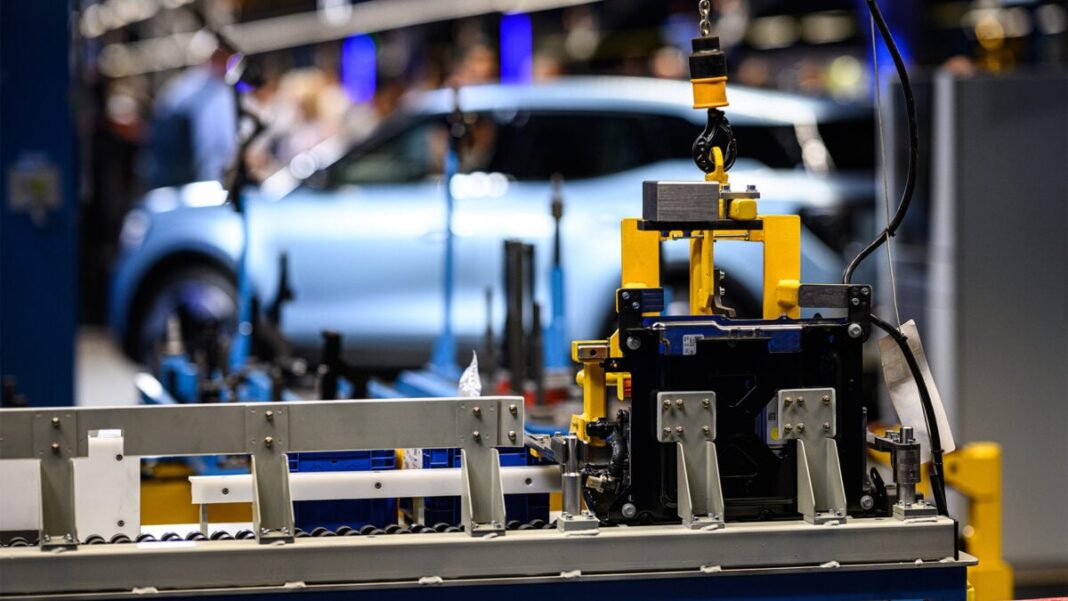 Ford Is Trying to Beat China and Bring a $30,000 Truck to the U.S.