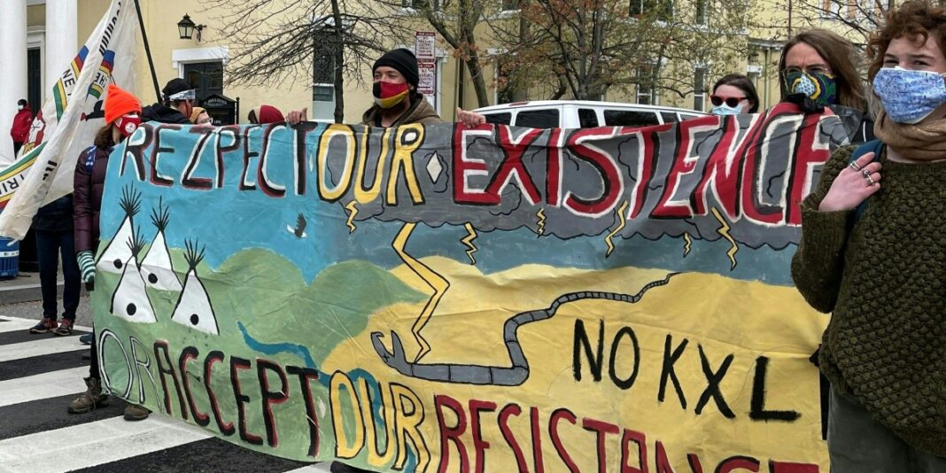 Frankenpipelines: Inside Trump's bid to resurrect Keystone XL and stretch Dakota Access north
