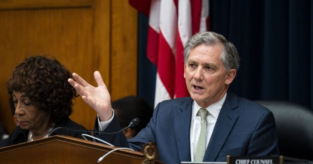 House advances community bank relief bills