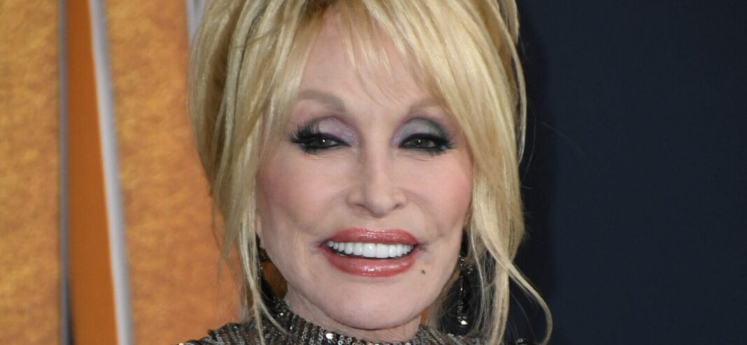 Insider Shares Emotional Update On Dolly Parton’s Health Battle