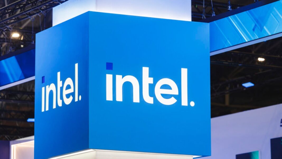 Intel Reportedly Lands a Chip Deal With Apple Thanks to Trump
