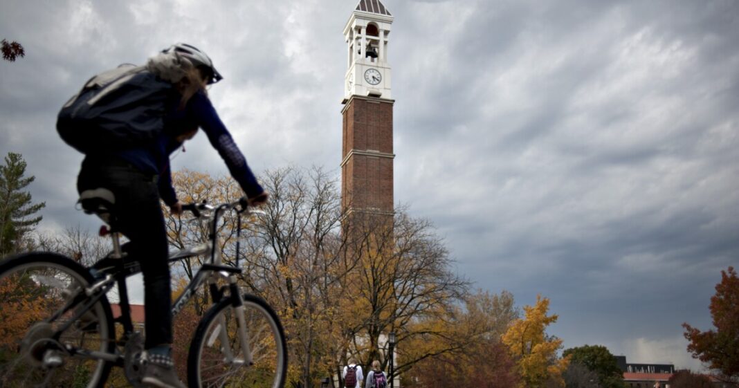 Late student-loan payments are rising. Is a domino effect coming?