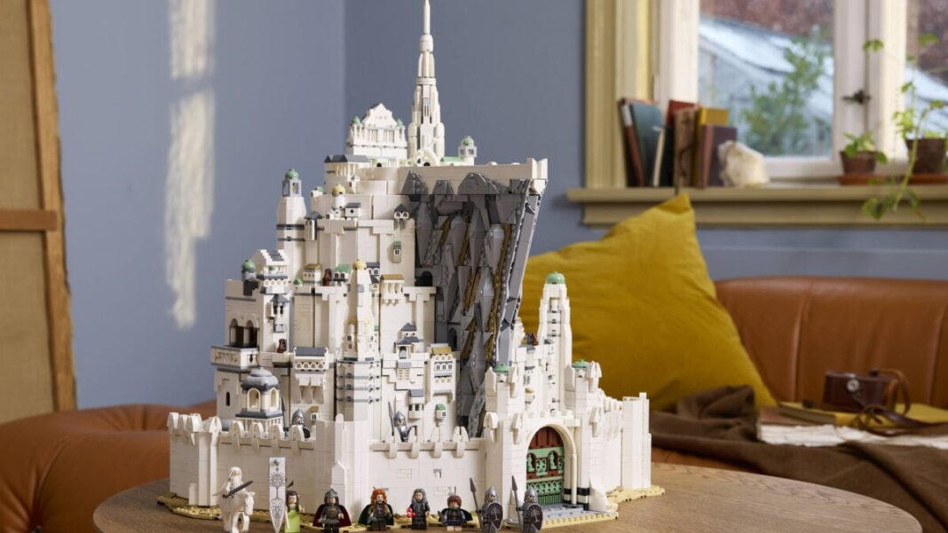 Lego's Next 'Lord of the Rings' Set Is Its Biggest Yet