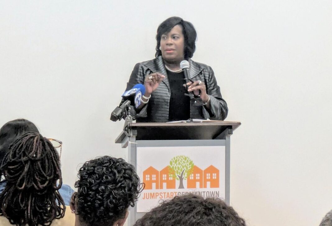 Mayor Parker Signs Contested Philly Renter Protection Bills
