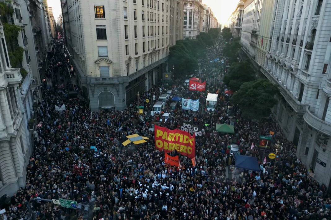 Milei Faces Protests, Sagging Poll Numbers Over Economy