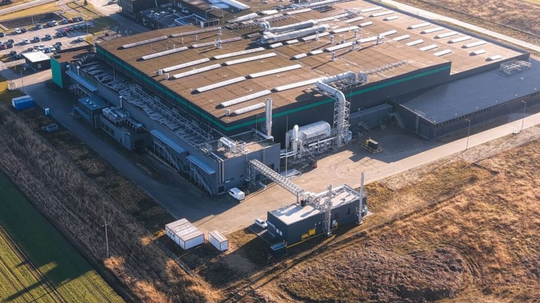 Researchers Found an Innovative Way to Cut Data Center Energy Use
