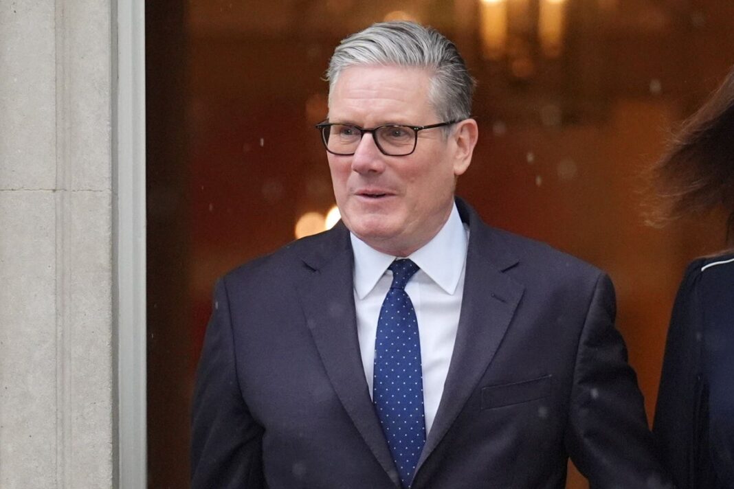 Starmer biographer warns Labour risks ‘real chance’ of changing leaders again before election if it dumps him now