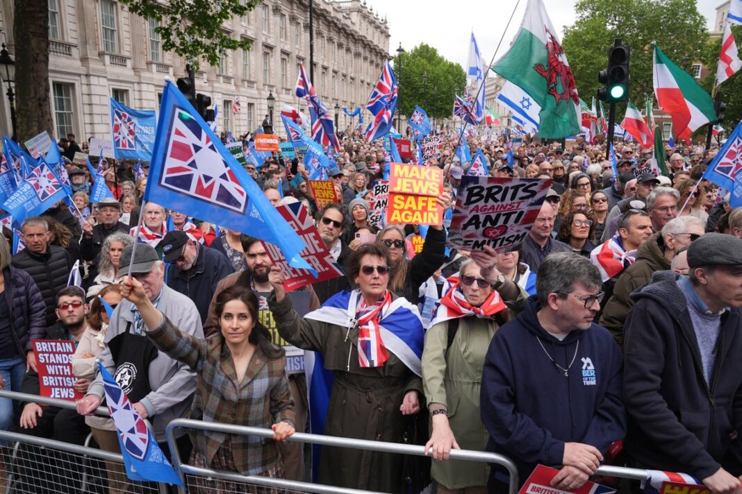 Thousands attend protest against antisemitism outside Downing Street