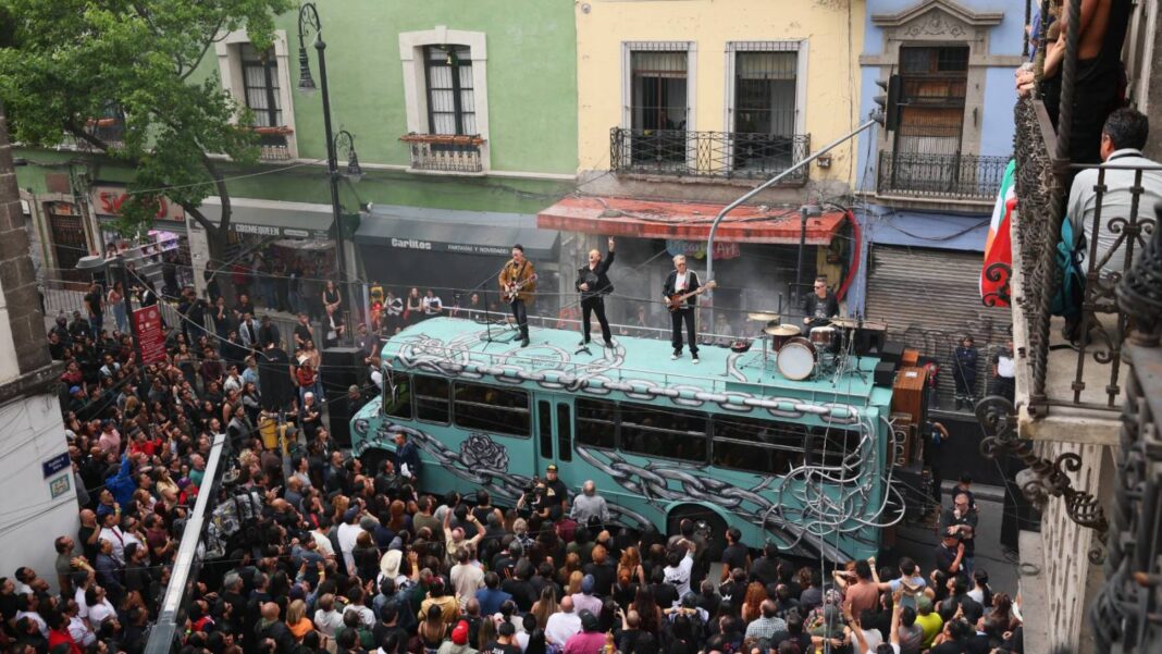 U2 Film a Video For Upcoming Single 'Street of Dreams' in Mexico City
