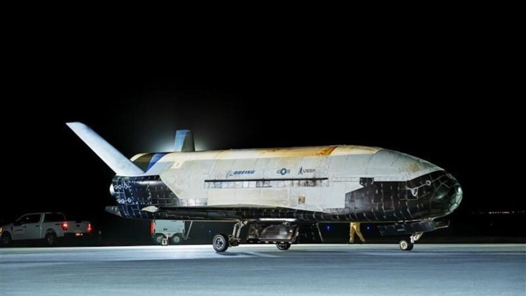 US Space Force Should Prepare to Put Active-Duty Troops on the Moon, Report Argues