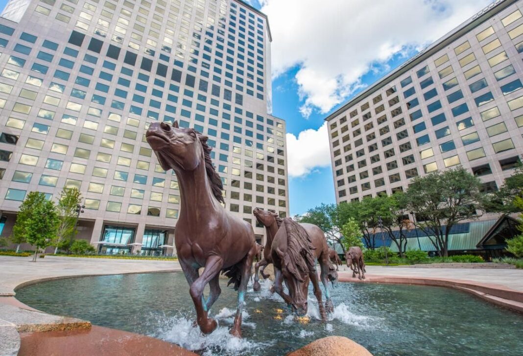 Vanderbilt Office, Hillwood And TriPost Capital JV Buys 1.4M SF Office Campus In DFW