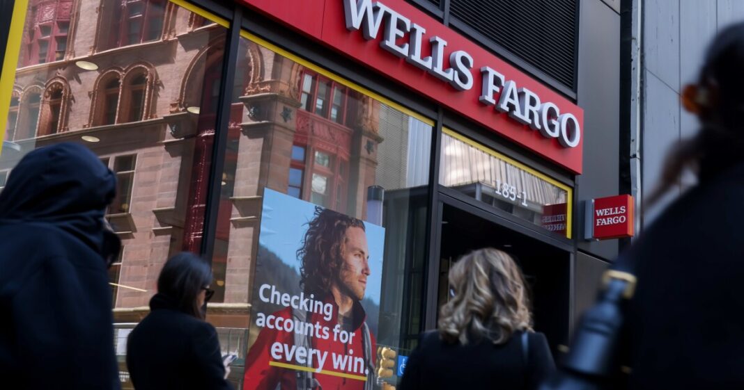 Wells Fargo settles lawsuit alleging hiring, lending discrimination