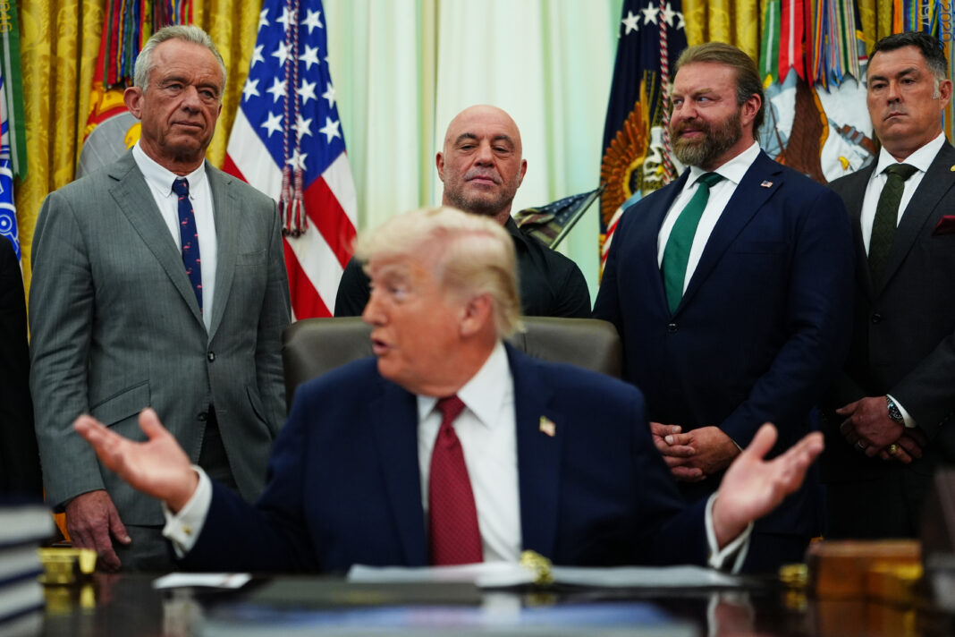 White House meets with disgruntled allies as midterms loom